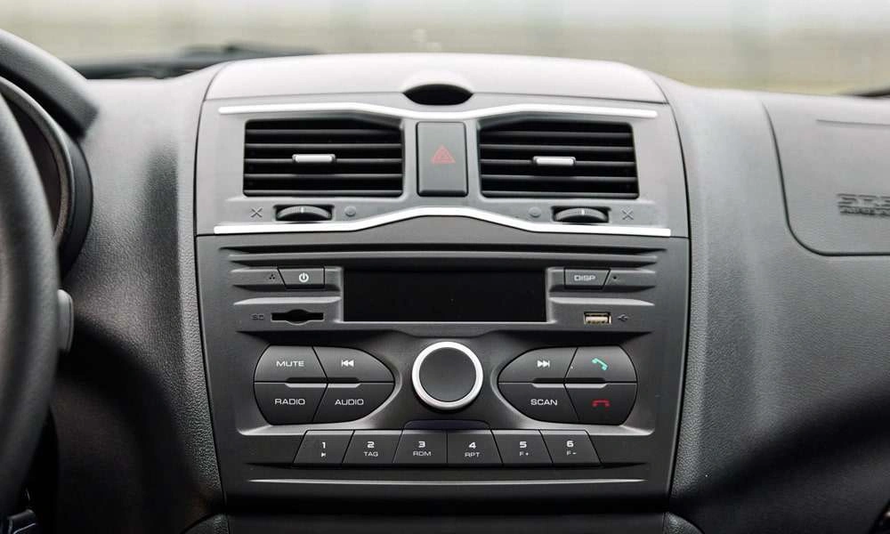 Lada Granta Sport Лифтбек - фото №25